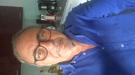 coup dans les couilles