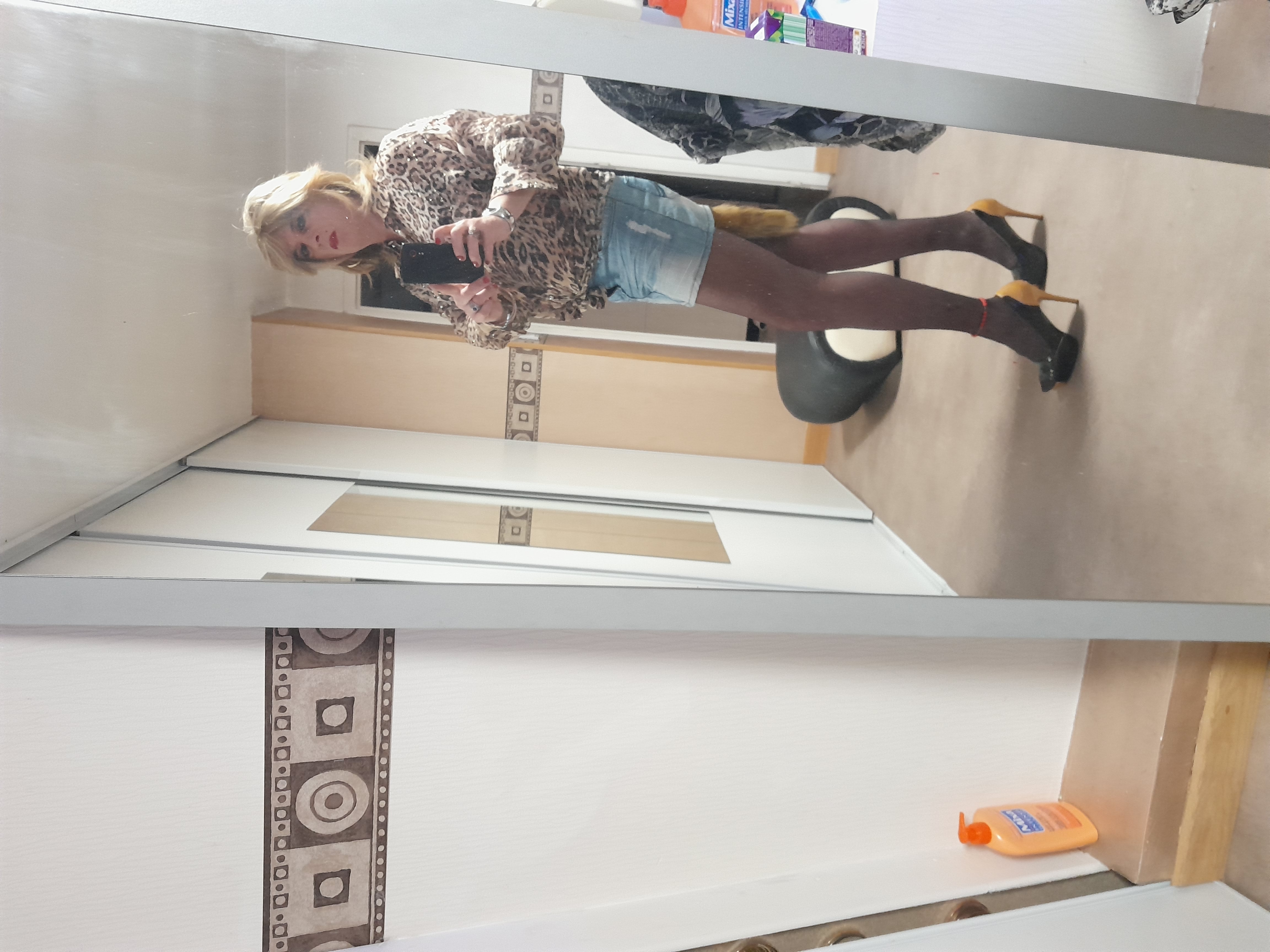 Lou travestie sexy.sexy