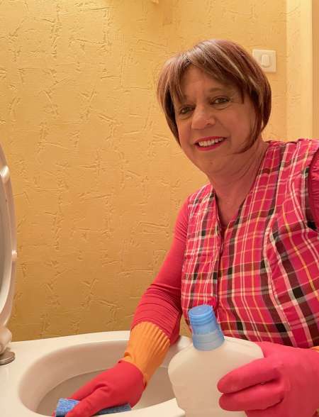 travestie pour faire des ménages