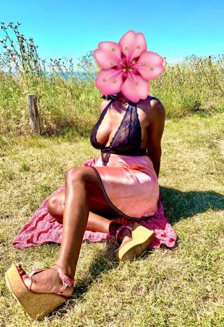 Nouvelle dans la ville belle black un d�lice