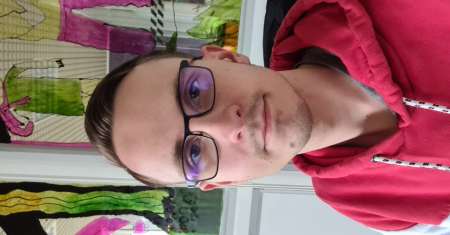 Jeune homme plein de vigueur