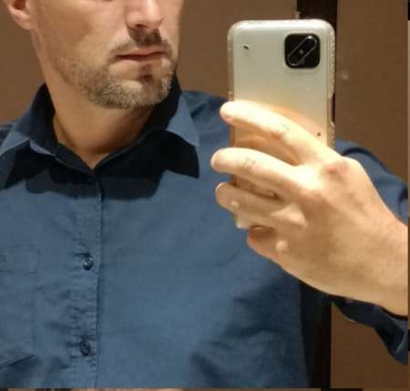 j'adore l�cher sucer une poitrine