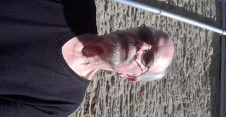 Homme s�nior pour des relations avec une femme