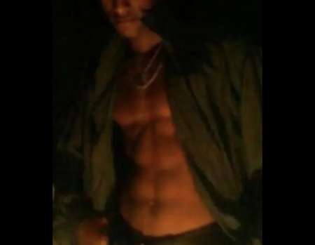 Gigolo ou escort boy