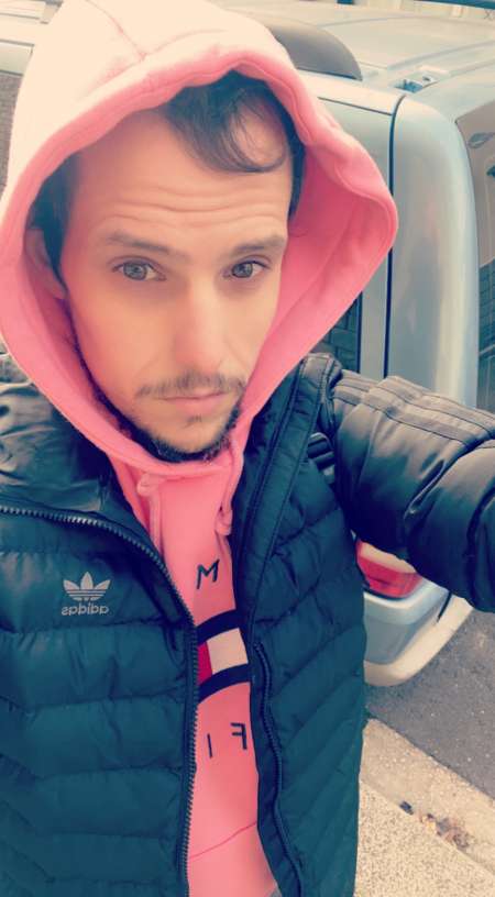 Passif reçois beau mec bien monté