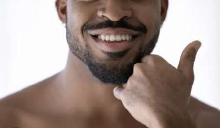 Jeune homme des �les