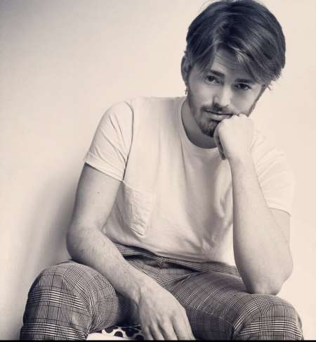 Jeune escort gay 26 ans BG