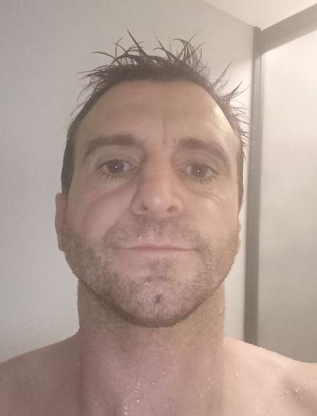 Recherche femme non venal