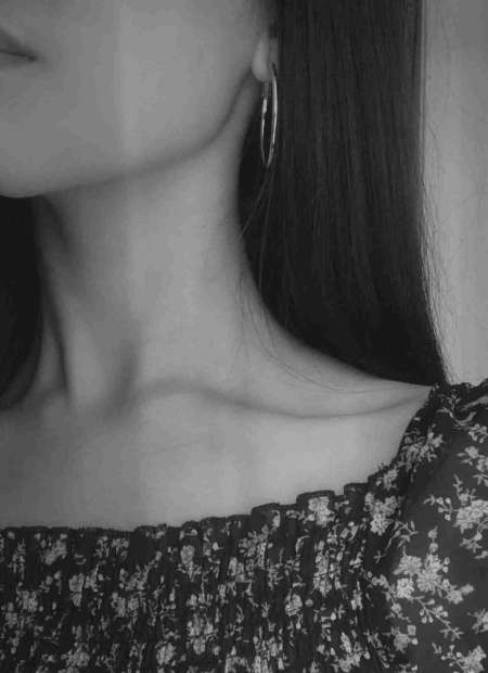 Lucretia, votre copine secr�te...