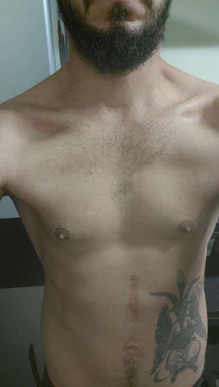 Homme pour massages et plus pour femmes