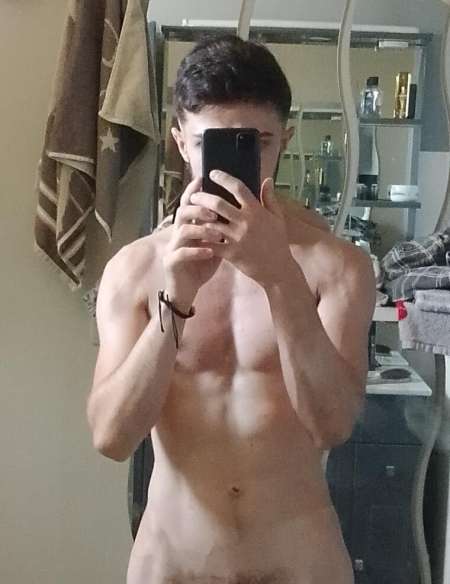 JH 25 ans TBM rencontre coquine FEMME uniquement