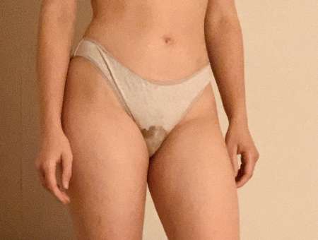 Sous v�tements d'une jeune �tudiante