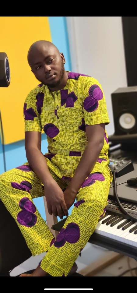 Homme noir de 28ans chercher femme d��ge m�re