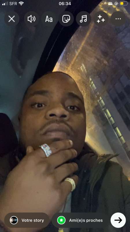 Homme black cherche plan avec des femmes sur lyon