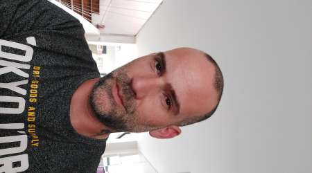 Homme la quarantaine pour femme de 50 ans ou plus