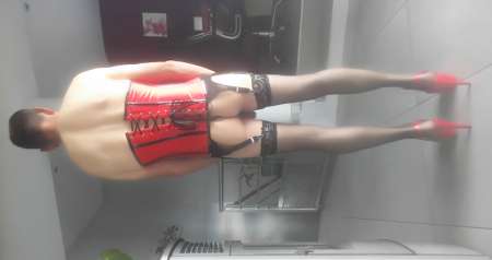 Lope travestis pour ma�tre bi actif tr�s dominant