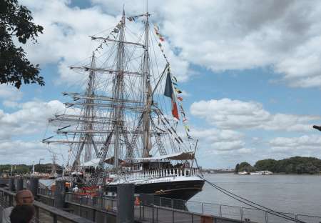 Massage sensuel naturiste entre hommes