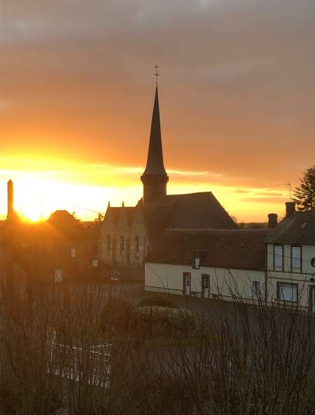 Recherche Femme pour Services Fel réguliers