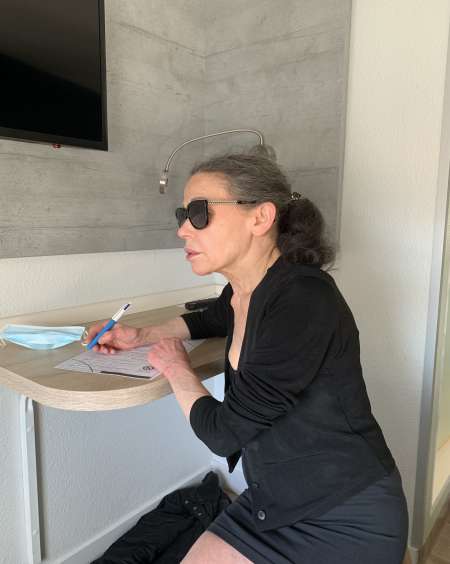 Tout juste pour �changer