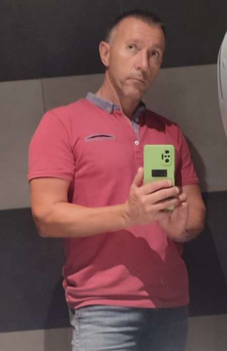  Rencontre femme jeune femme, trans, trav f�minine