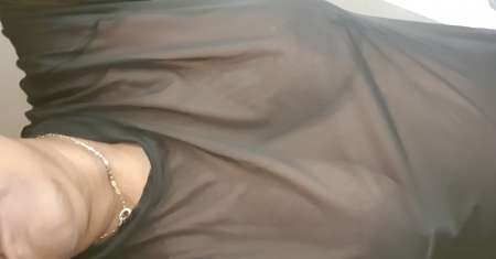 Femme Ronde noire Godeuse pour hommes et puceaux