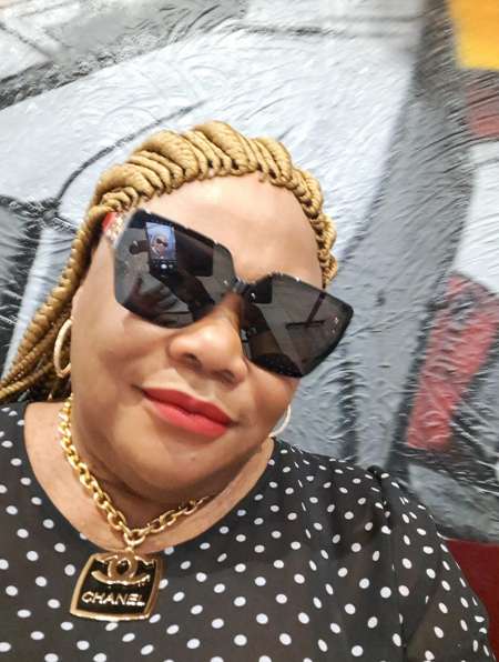 Belle femme africaine dans votre r�gion