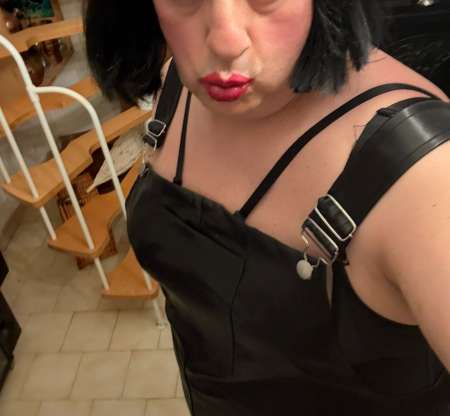 Ch. partenaire qui veux faire de moi sa poupée