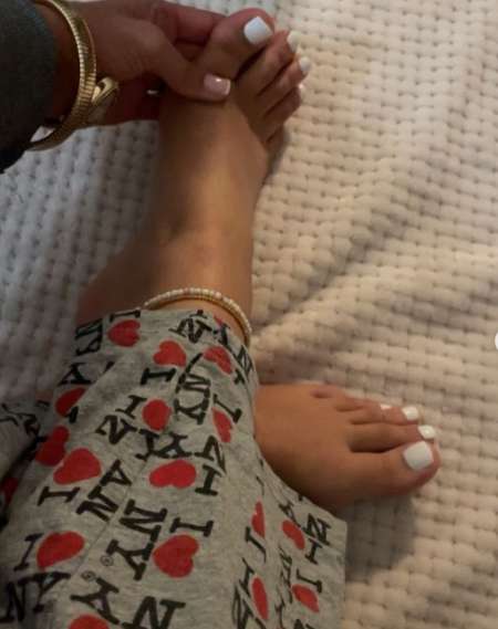 Célia 33 ans fétichiste des pieds bienvenue.