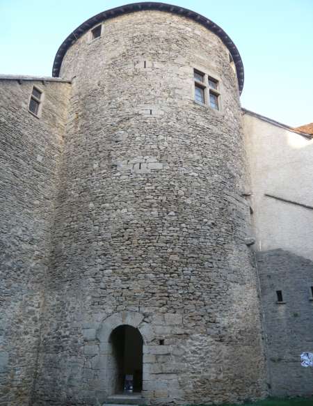 CHERCHE FEMME VRP PASSANT DANS L AIN