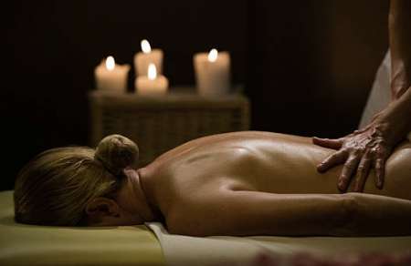 Massage gratuit relaxant � domicile pour dame