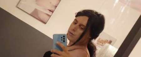 Travesti latina � f�conder dans un foyer