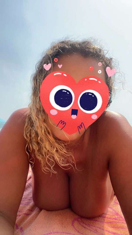 Douce masseuse marocaine