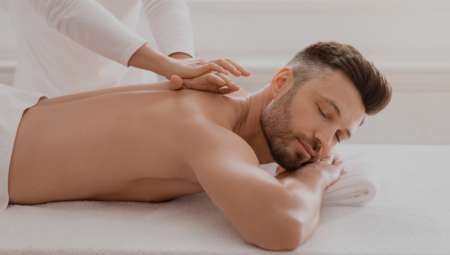 Massage tantra body to body