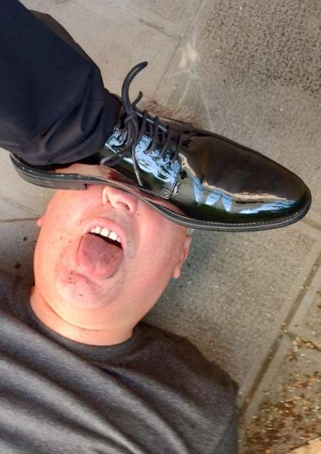 H ch H Décrassage chaussure et paillasson