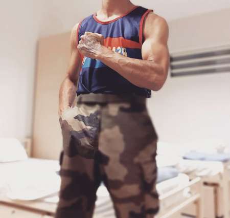 Jeune Homme � la recherche d une femme