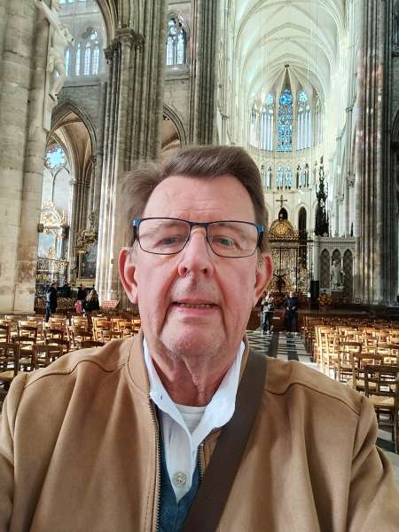 H pour f s�rieuse douce