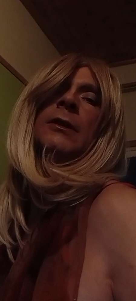 Travesti discrete jura