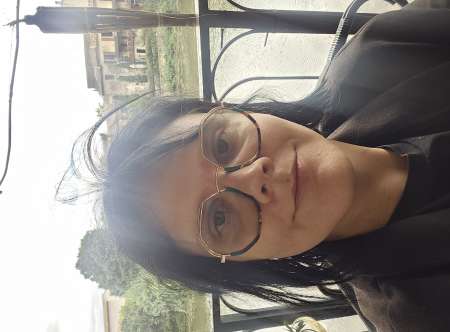 Sommieres jeune femme ronde