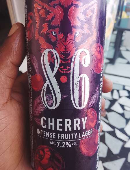 Jh black rech fleur a butiner