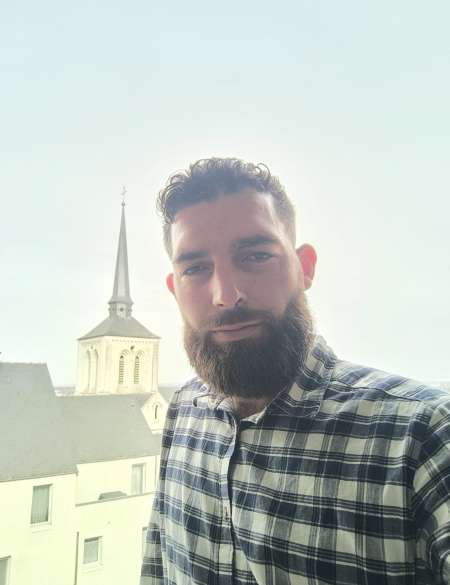 Je suis la pour vous mesdames