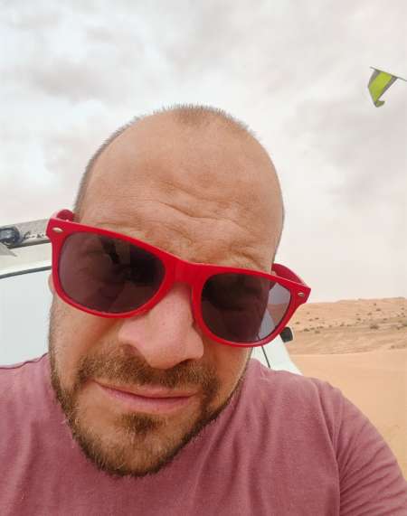 Mesdames, � votre service