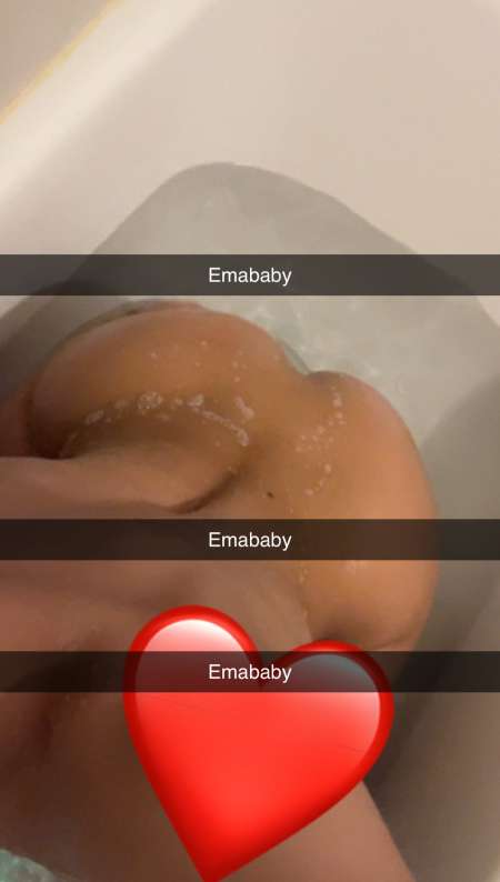 Ema charme et sensualit�