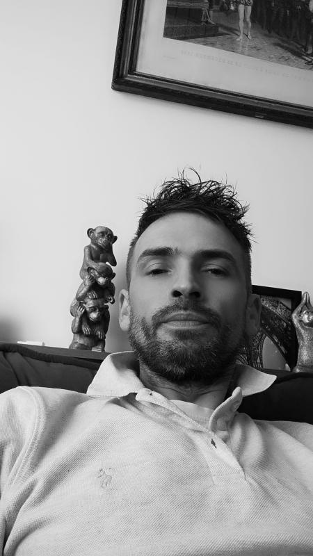 Bel Homme Tbm à tout faire