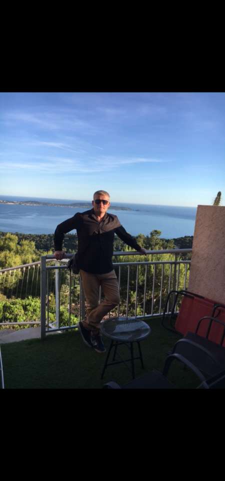 Couple ill�gitime cherche femme pour trio