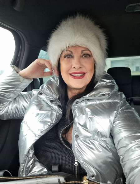 Une jolie femme f�minine