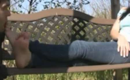 Homme soumis fétichiste discret pour filles