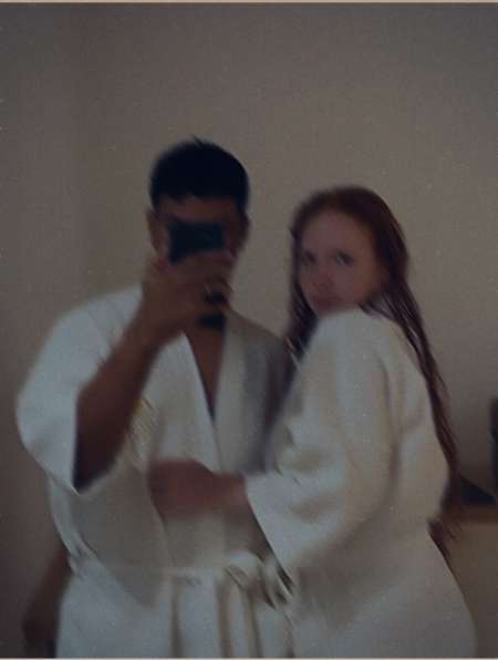 Jeune couple cherche une femme pour plan � 3