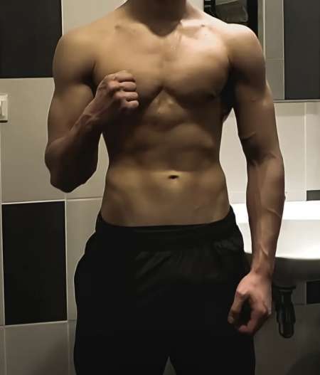 Jeunes hommes cherche partenaire femme