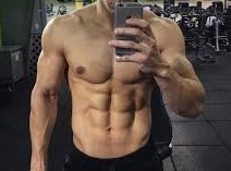 Rebeu muscl� pour massage tantrique