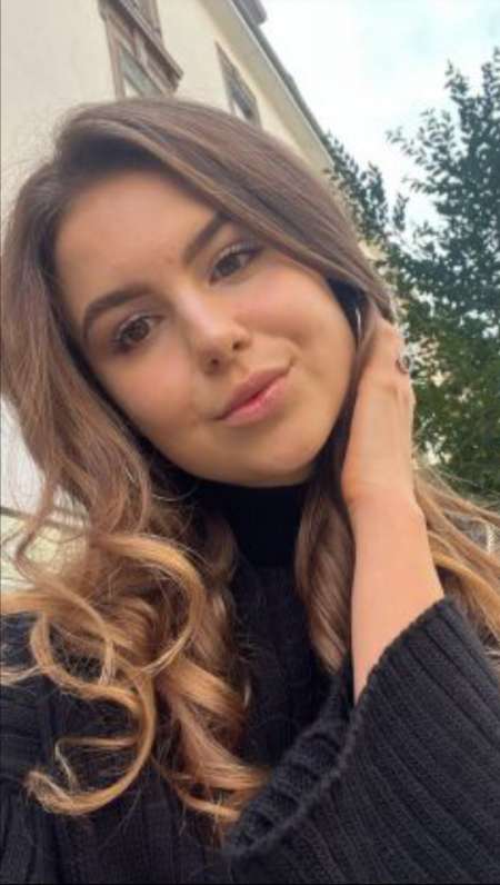 Bonjour jeune �tudiante